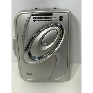 Tozai ATC-1011 Portable AM/FM Radio Cassette Player Silver Handheld Stereo
